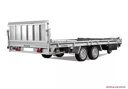 Fahrzeugtransporter mit Rampe